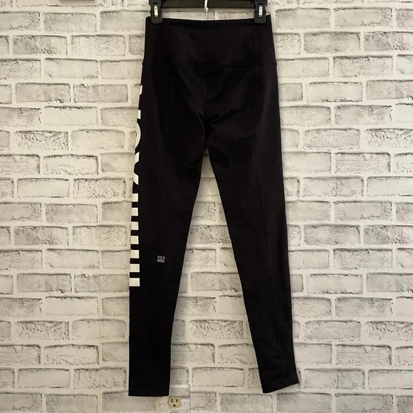 Women’s Victoria’s Secret SPORT knockout leggings, black VSX, Size Small - Picture 2 of 3